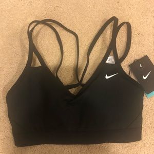 New with tags Nike sports bra